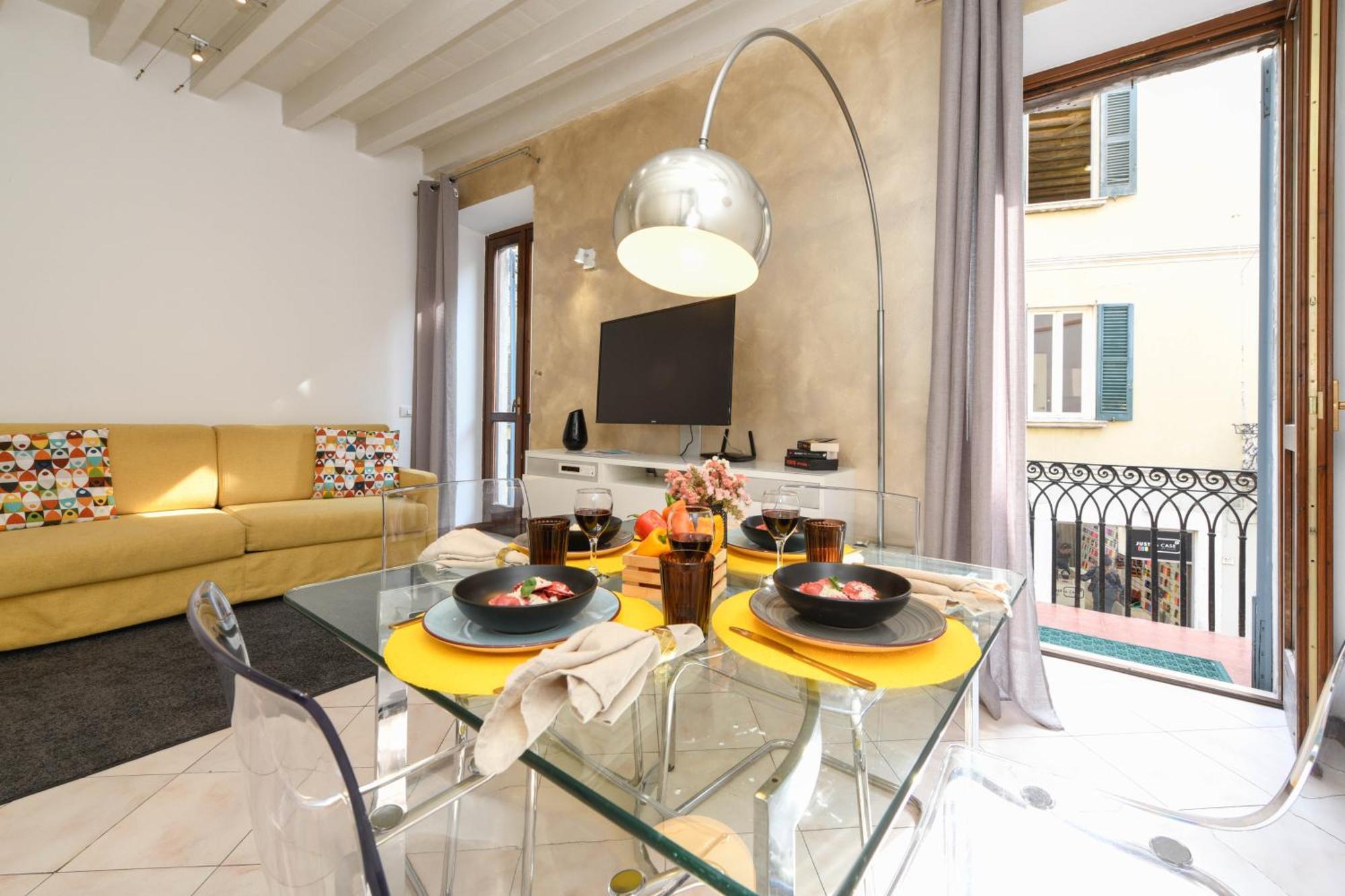 Desenzanoloft Official Partner Marriott Homes & Villas - Le Petit Bijou - Restyling 2025 - Downtown Desenzano del Garda Exterior foto