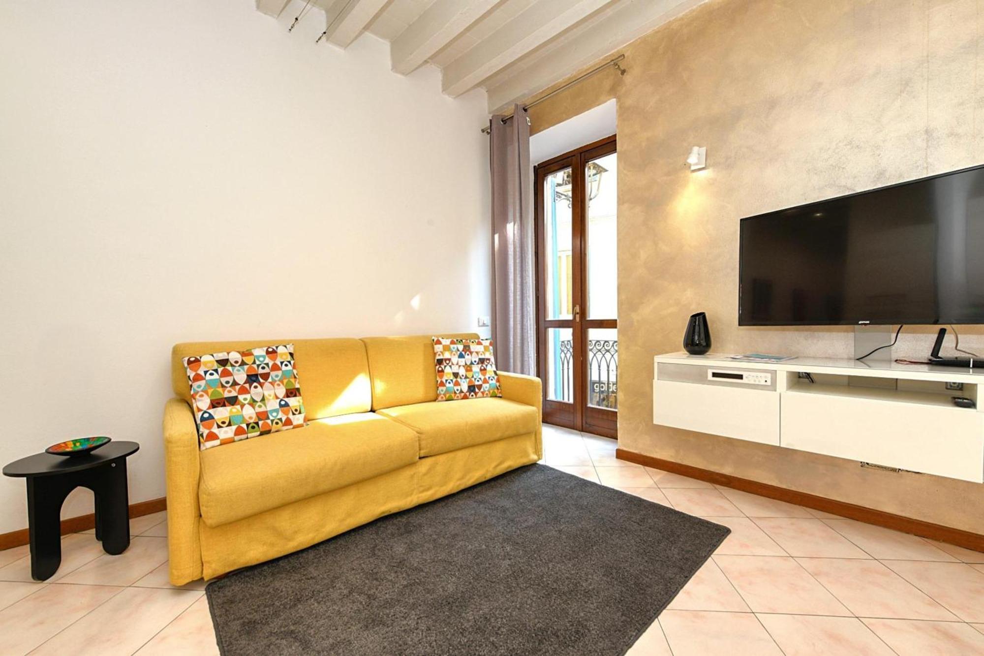 Desenzanoloft Official Partner Marriott Homes & Villas - Le Petit Bijou - Restyling 2025 - Downtown Desenzano del Garda Exterior foto